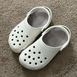 Croc Heelys Size 6 in Women